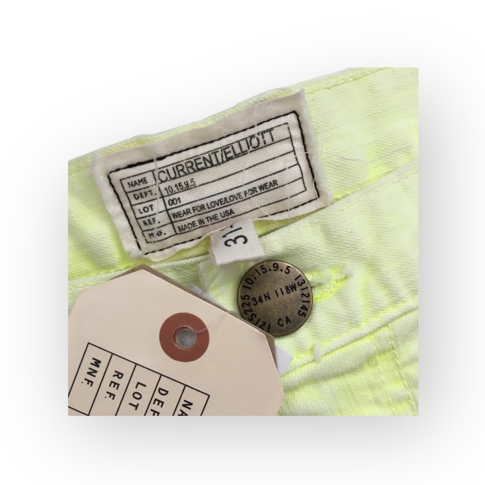 new Current/Elliott ➾ The Boyfriend Short ➾ Cut Off Stretch Denim ➾ Neon Yellow - Picture 7 of 16